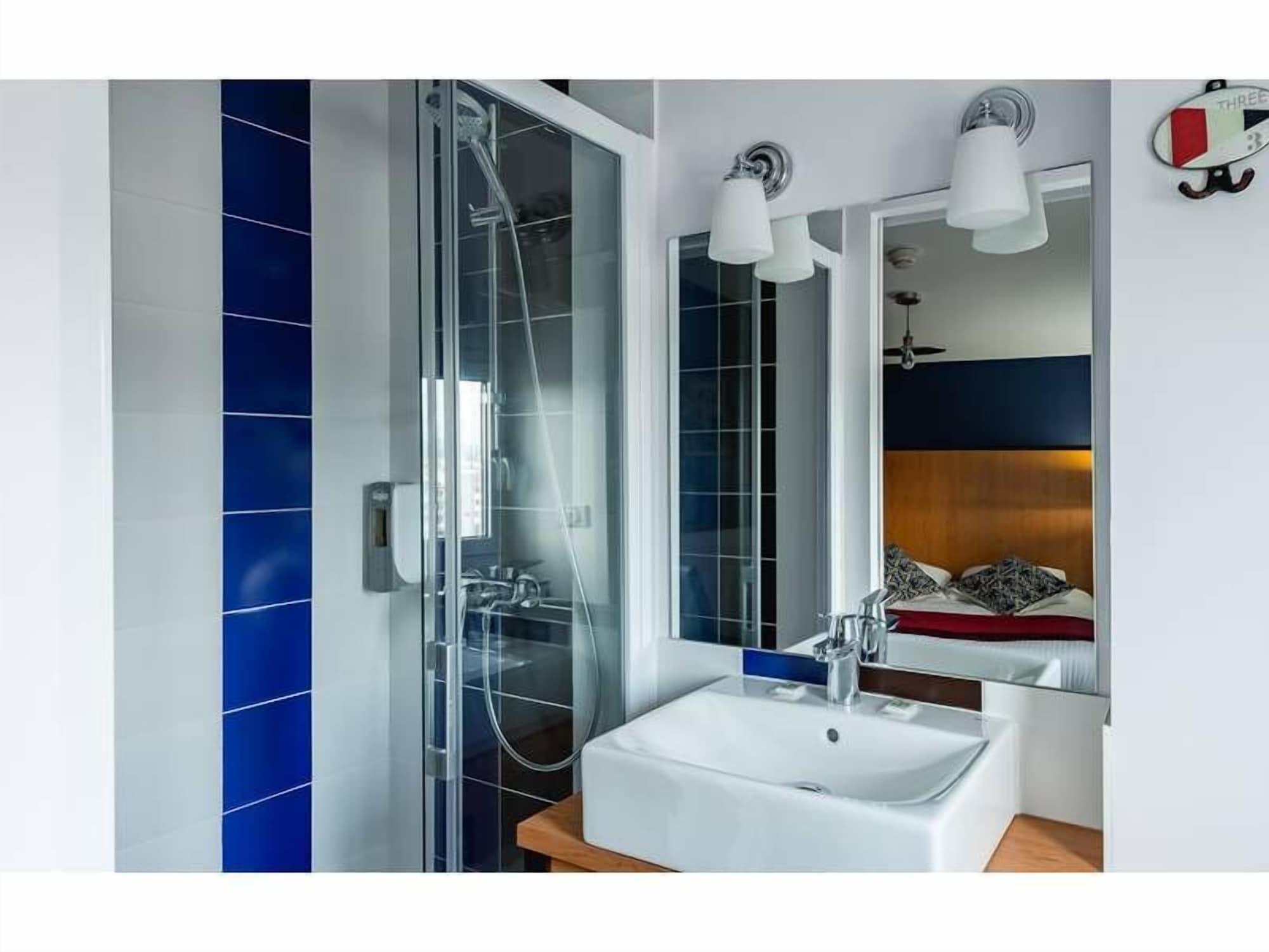 Brit Hotel De Paris סן-ז'אן-דה-לוז מראה חיצוני תמונה